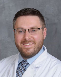 Dr. Christopher Farmakis, Nephrologist